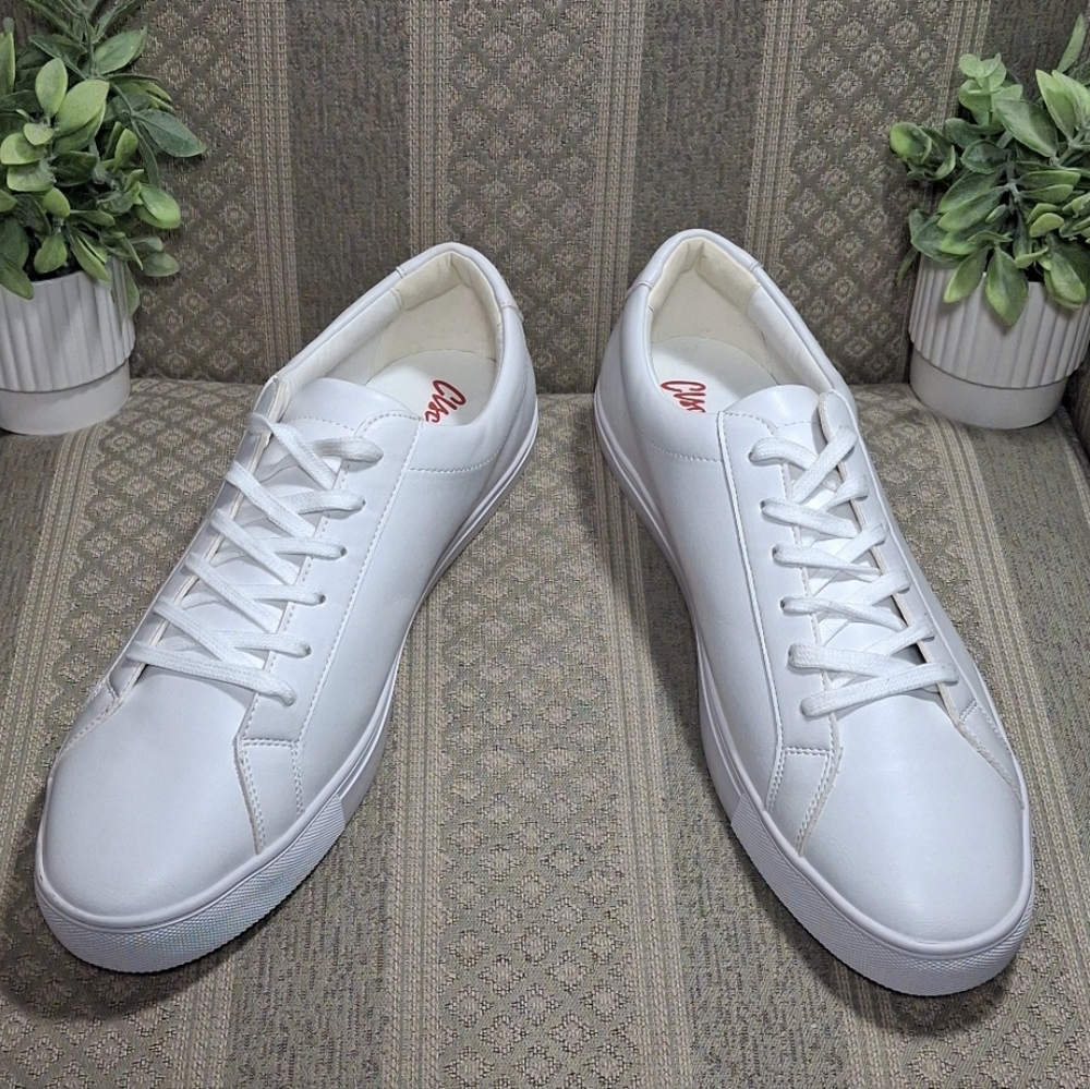 Clsc White Leather Lace Up